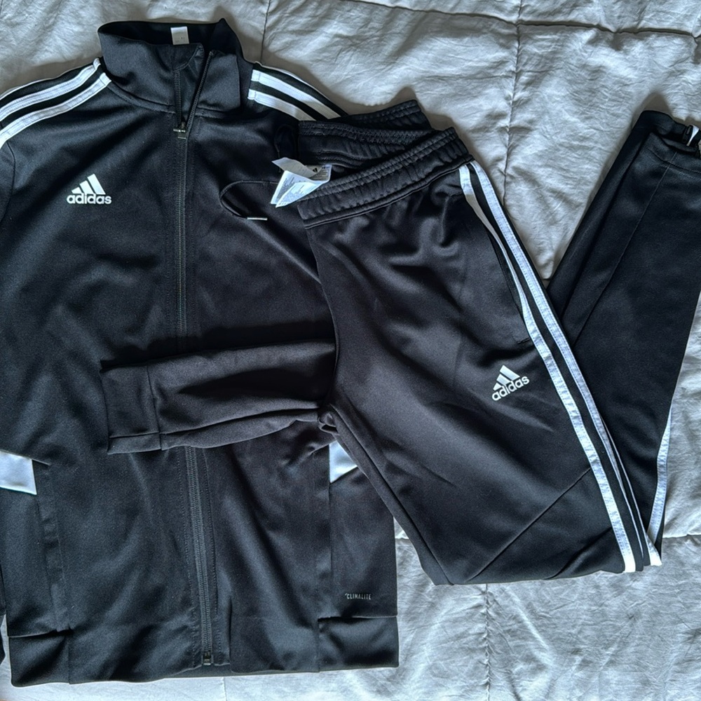 adidas • tracksuit set